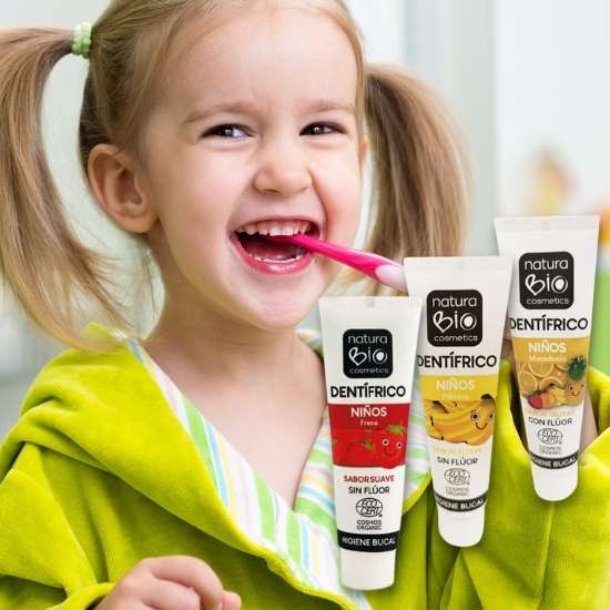 Dentífrico infantil fresa plátano y macedonia  NaturaBIO Cosmetics marcas de pasta de dientes natural